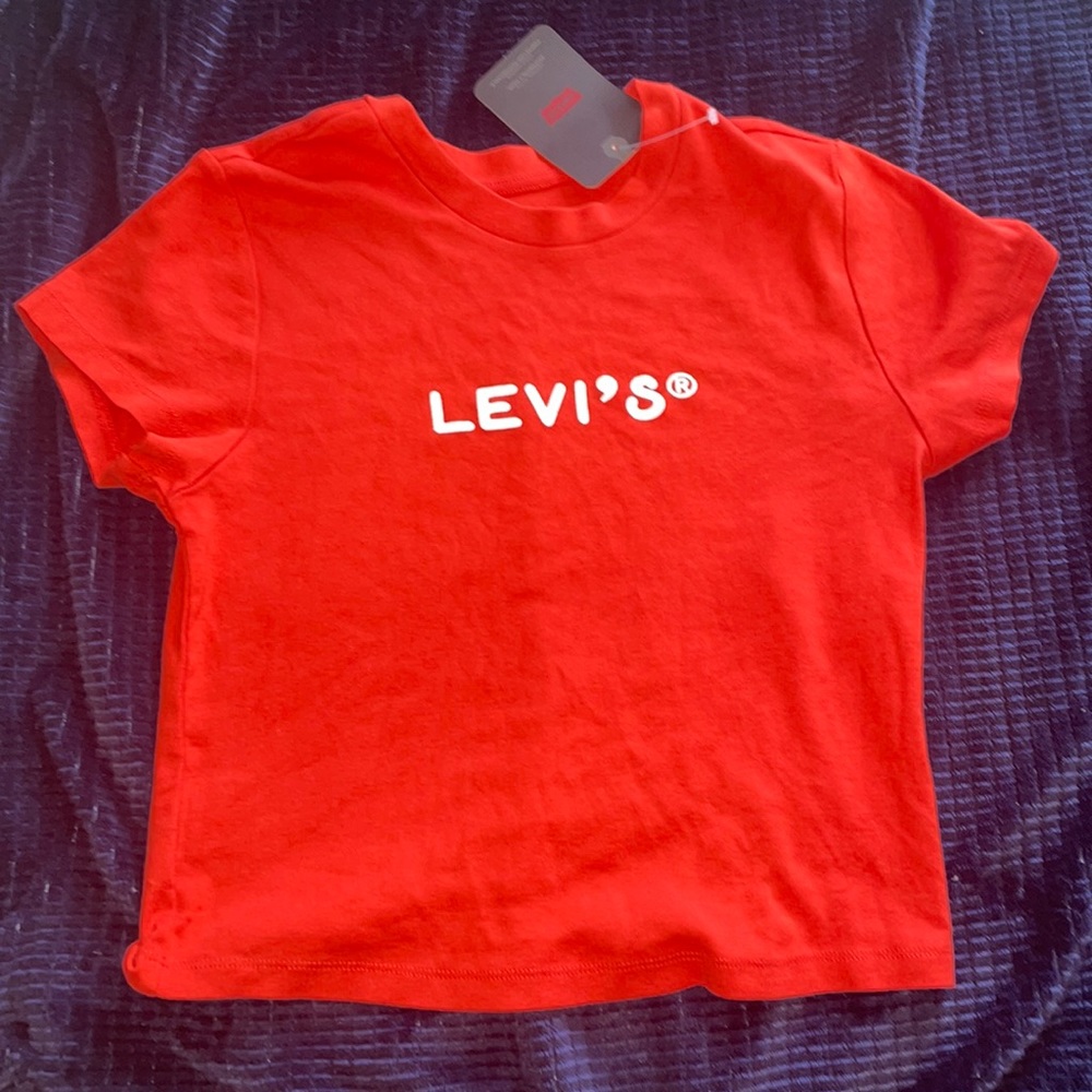 Levi’s crop top